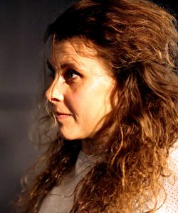 CUT Header Theresa Portrait IMG_3689